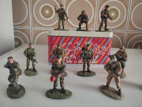 Soldatini metallo anni 80 - in,