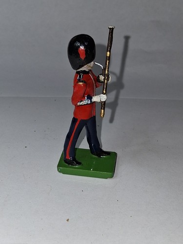 Britains - (leggi,
